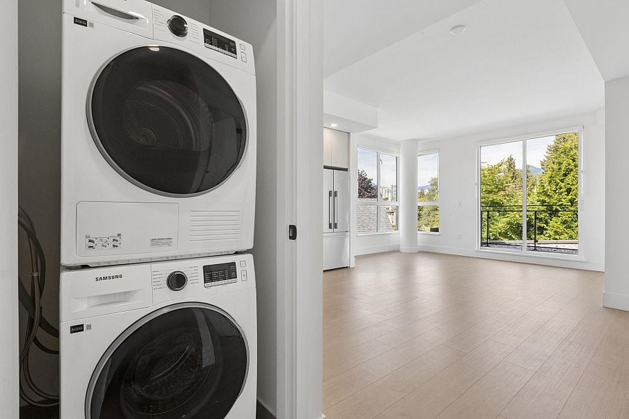 303 333 St. Davids Avenue North Vancouver, BC - 17