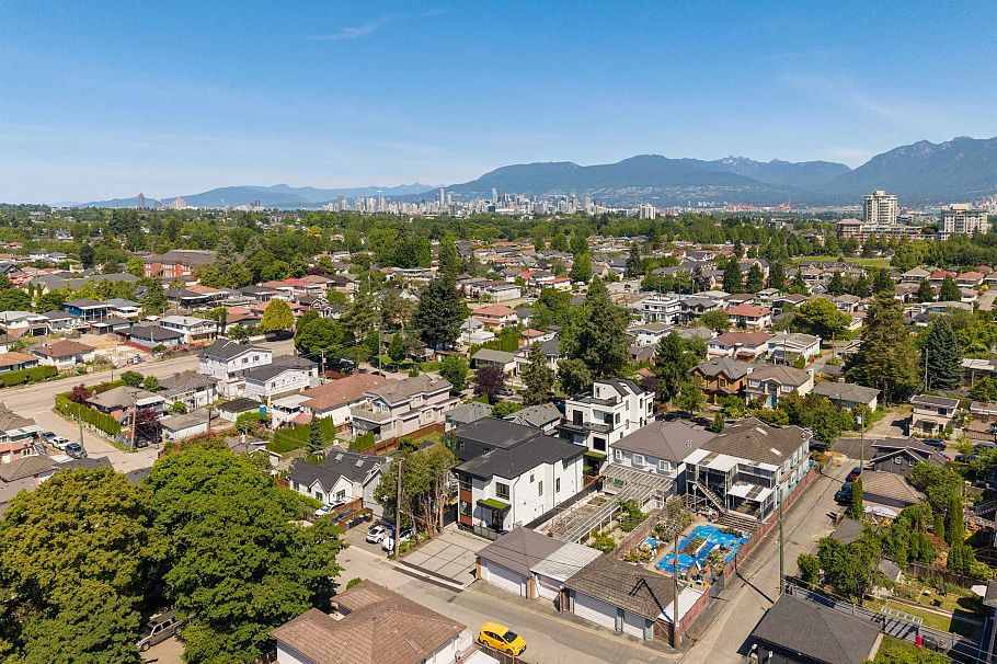 2 1448 E 30th Avenue Vancouver, BC - 20