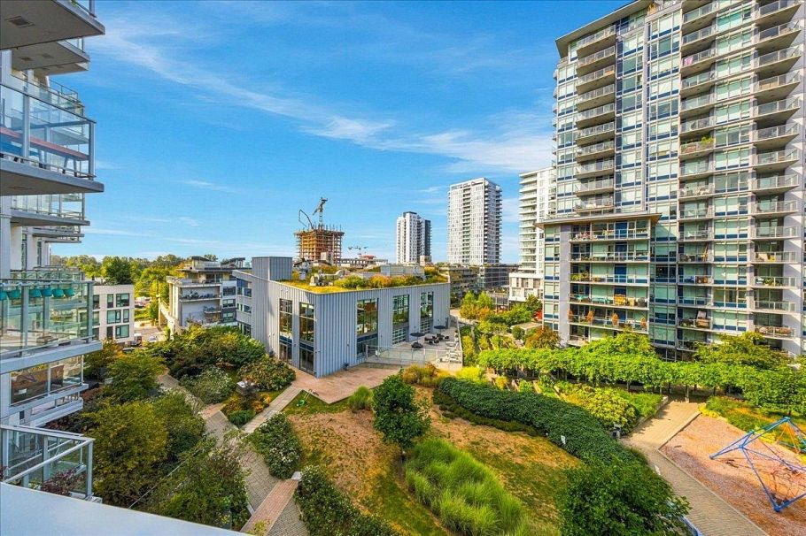 706 3557 Sawmill Crescent Vancouver, BC - 17