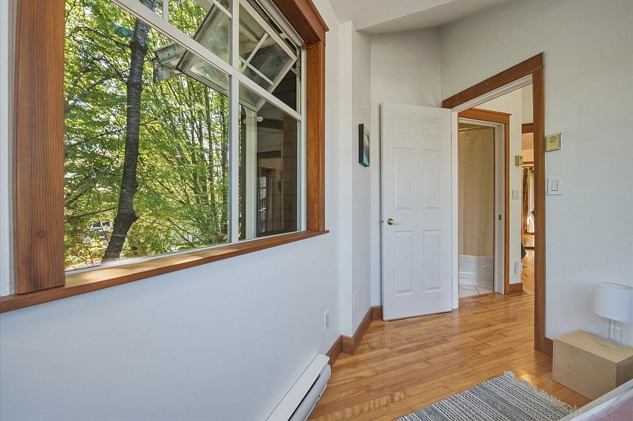 1239 E 22nd Avenue Vancouver, BC - 22