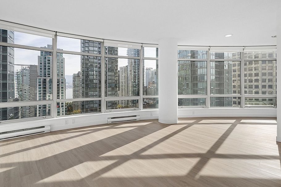 1506 1288 Alberni Street Vancouver, BC - 2