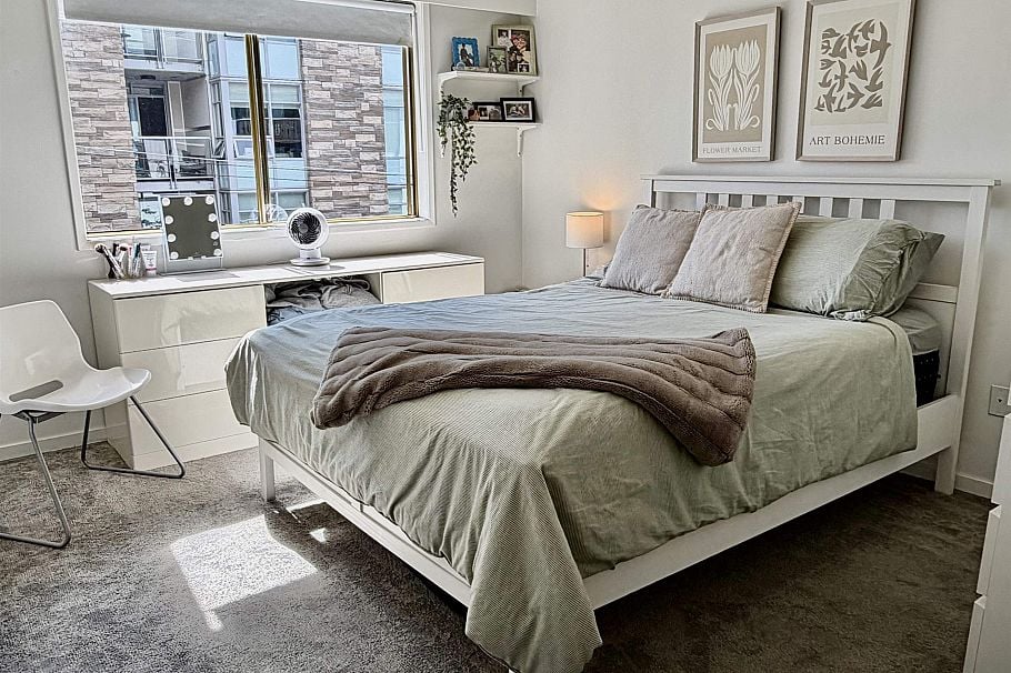 202 1345 Chesterfield Avenue North Vancouver, BC - 11