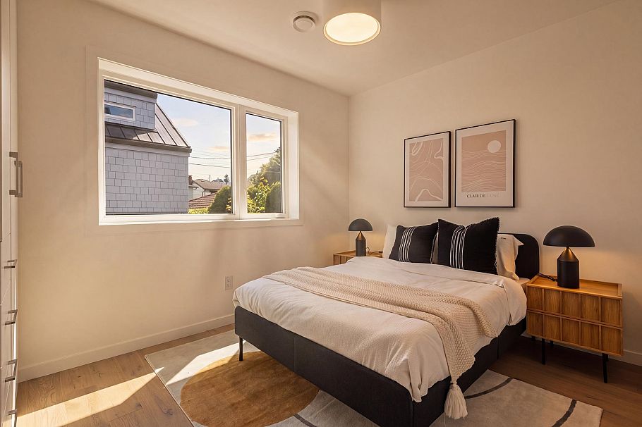 2790 Cambridge Street Vancouver, BC - 11