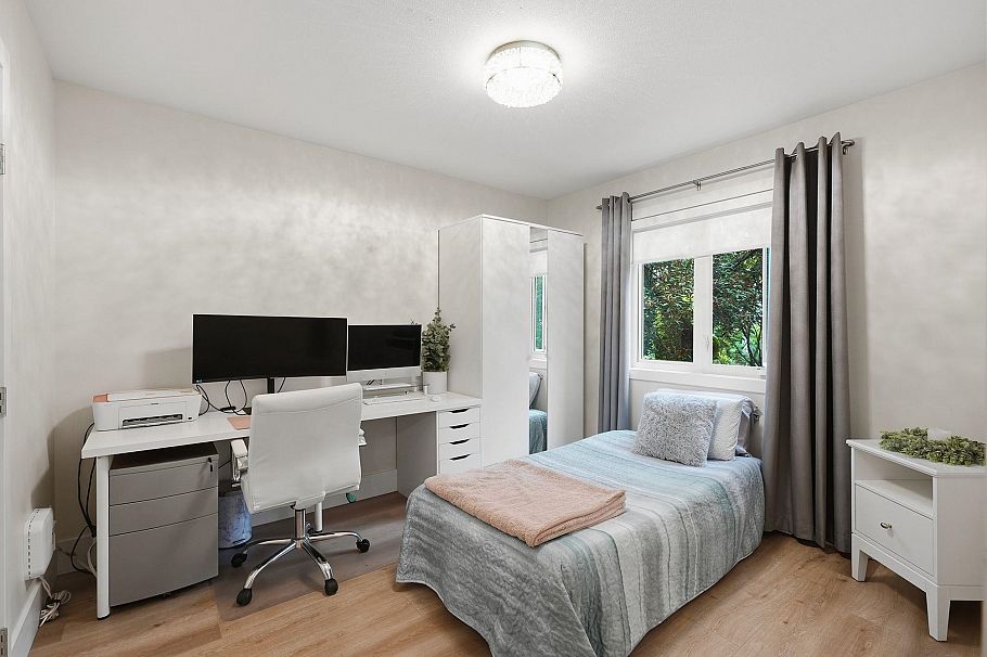 102 1538 Bowser Avenue North Vancouver, BC - 26