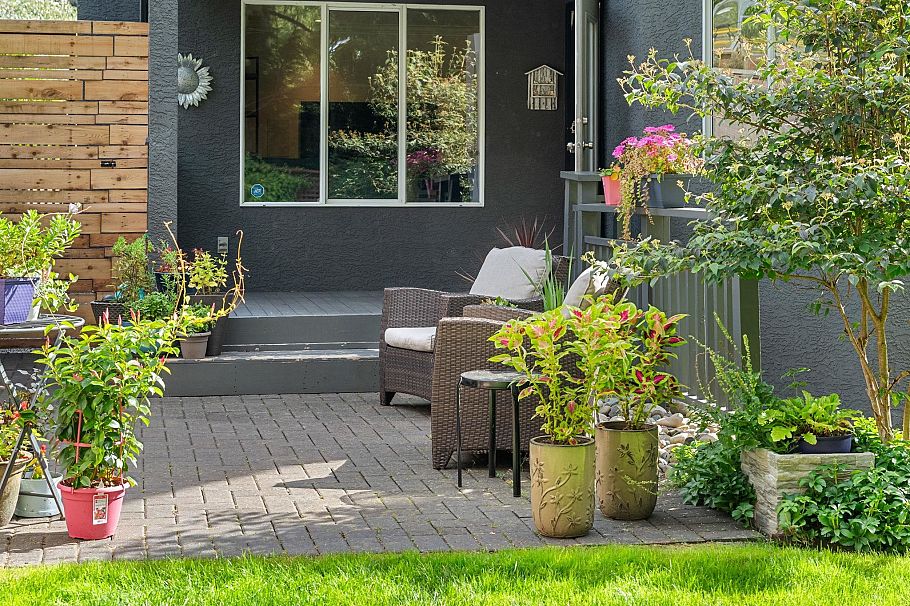 1617 Emerson Court North Vancouver, BC - 36