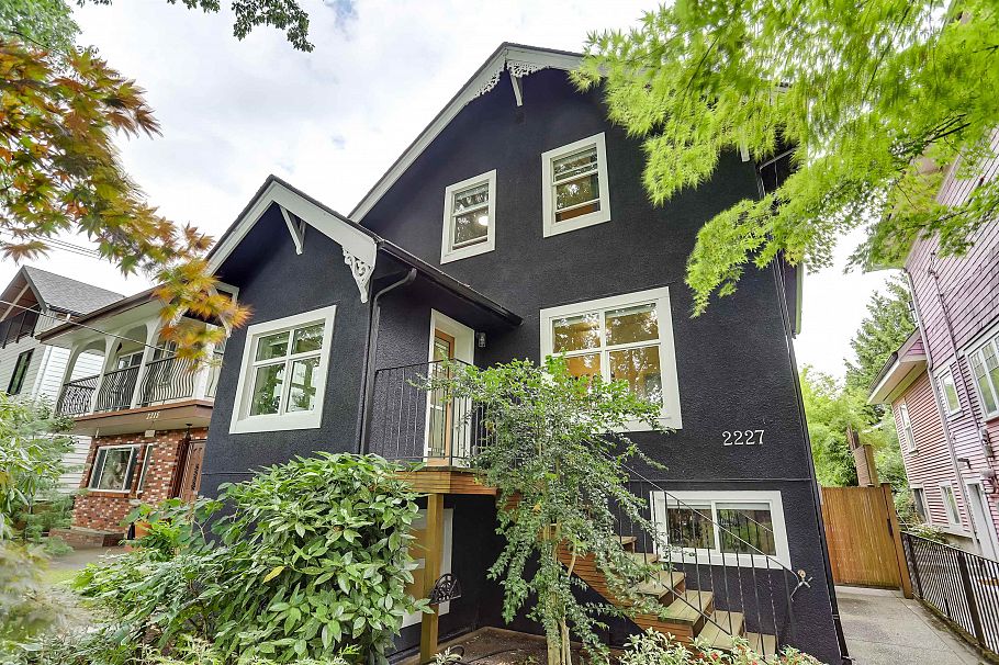 2227 E 7th Avenue Vancouver, BC - 3