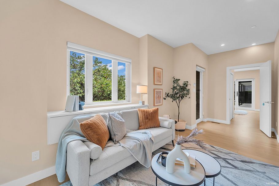 3249 Sophia Street Vancouver, BC - 5