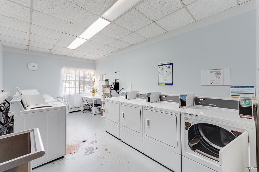 107 131 W 4th Street North Vancouver, BC - 20