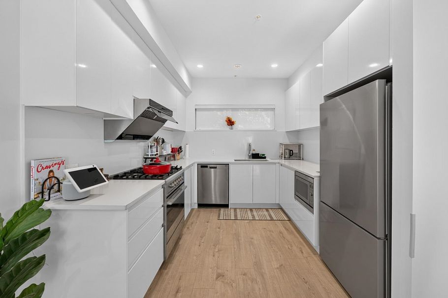 25 3490 Mt Seymour Parkway Vancouver, BC - 11