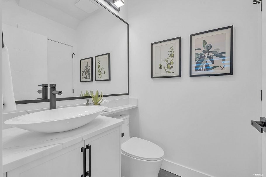 4328 Rupert Street Vancouver, BC - 16