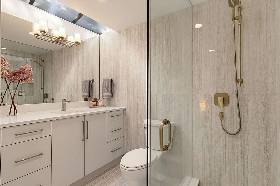 3 226 E 10th Street North Vancouver, BC - 35