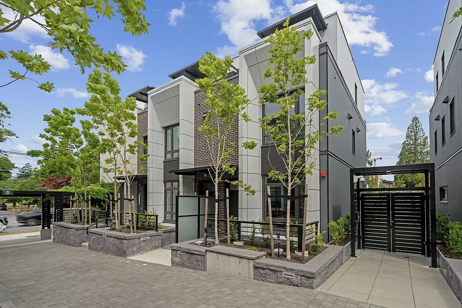 6292 Oak Street Vancouver, BC - 1