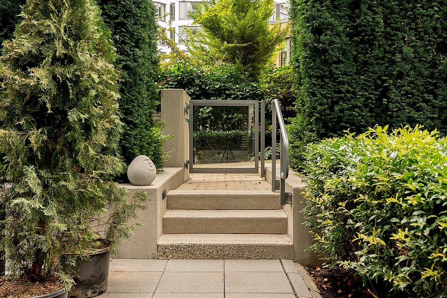 2 1777 W 7th Avenue Vancouver, BC - 21