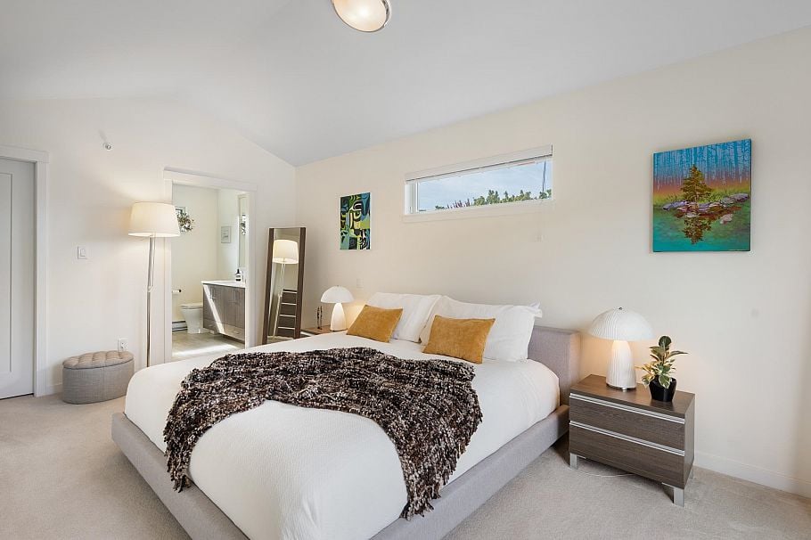 501 E 44th Avenue Vancouver, BC - 20