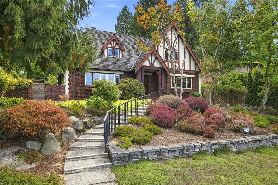 5584 Maple Street Vancouver, BC - 2