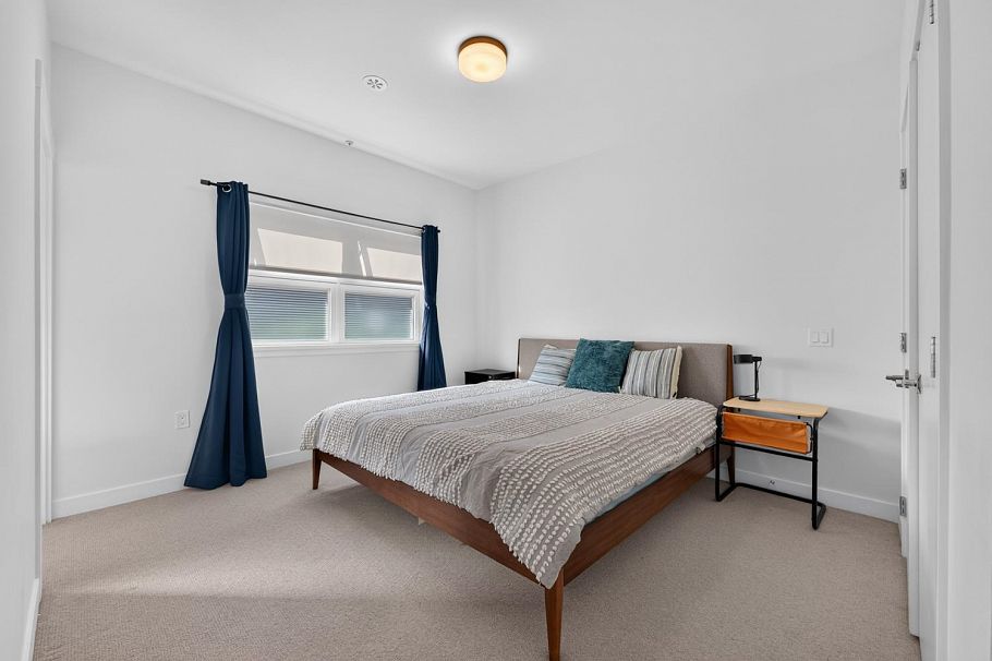 25 3490 Mt Seymour Parkway Vancouver, BC - 16