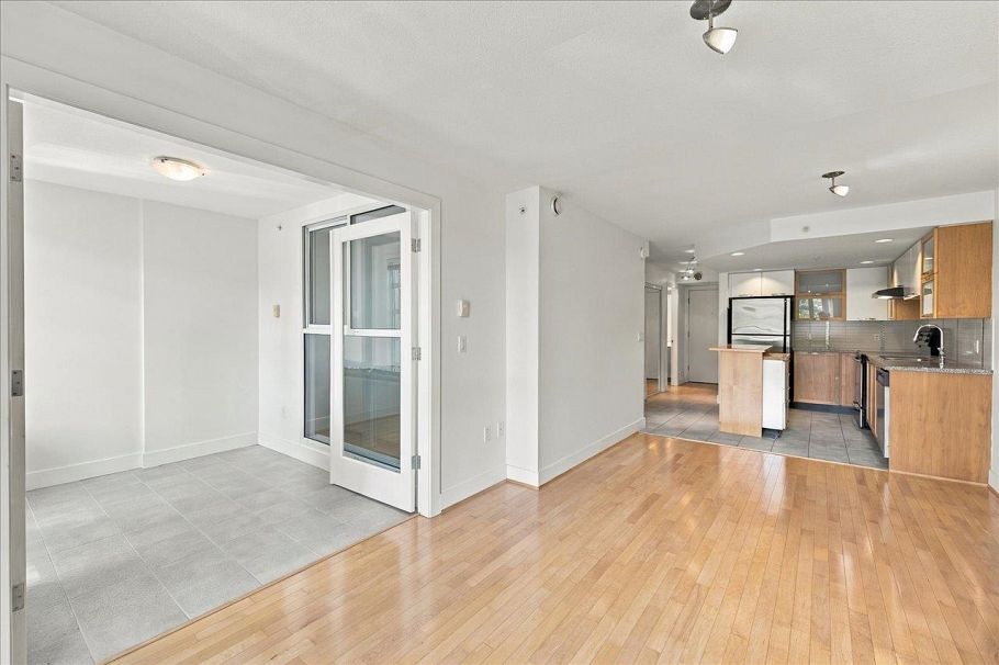 403 2137 W 10th Avenue Vancouver, BC - 6