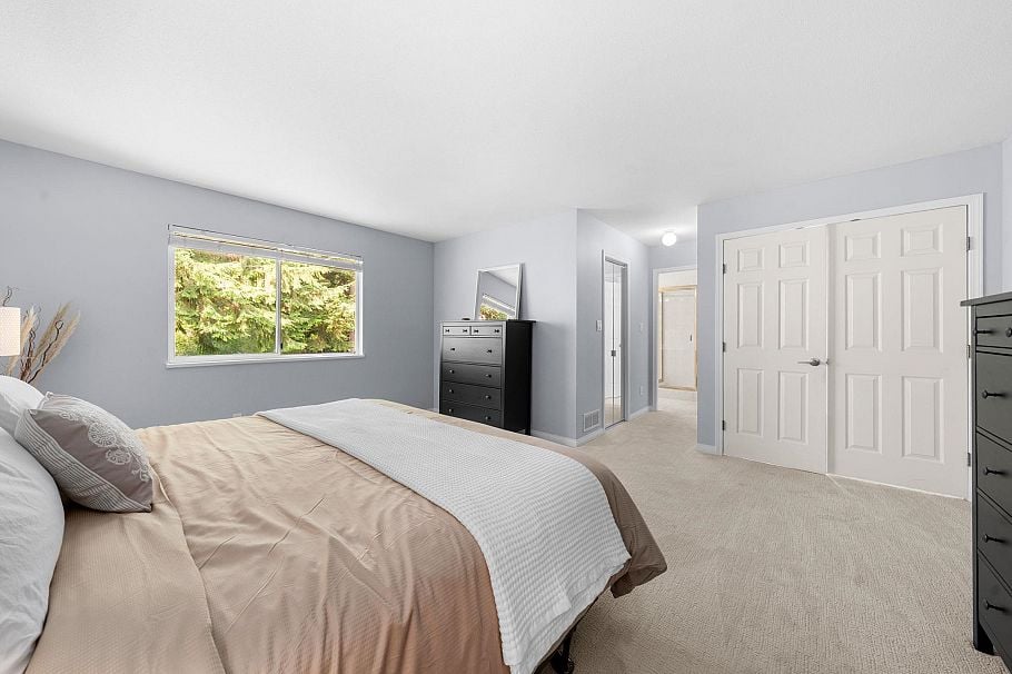 1617 Emerson Court North Vancouver, BC - 20