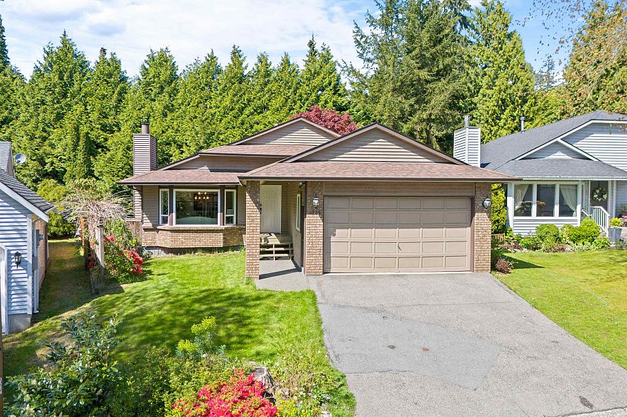3336 Manning Crescent North Vancouver, BC - 1