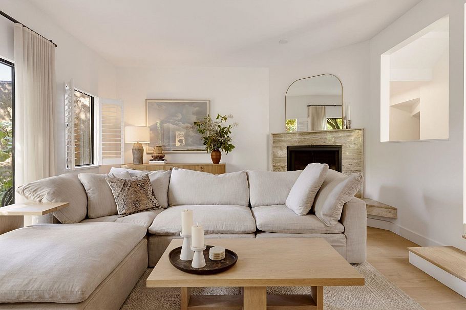 3 226 E 10th Street North Vancouver, BC - 5