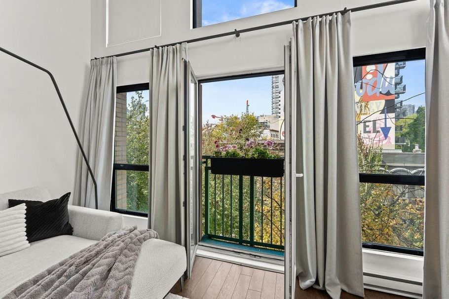 401 1 E Cordova Street Vancouver, BC - 21