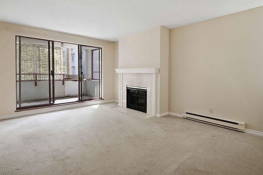 105 1042 Nelson Street Vancouver, BC - 10