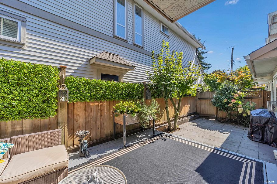 5 1233 W 16th Street North Vancouver, BC - 26