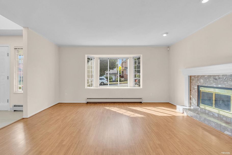 3681 Scales Place Vancouver, BC - 4