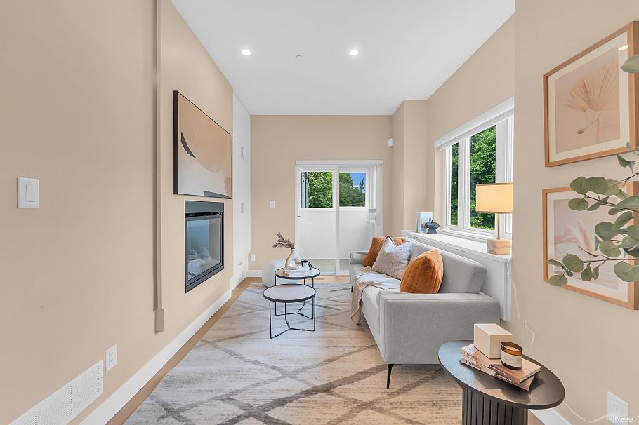3249 Sophia Street Vancouver, BC - 2