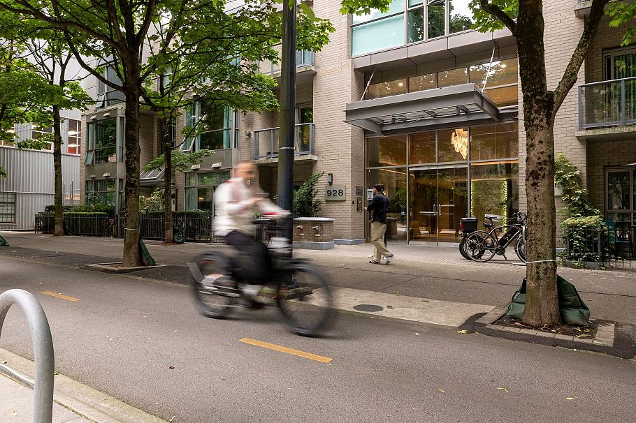 406 928 Richards Street Vancouver, BC - 39