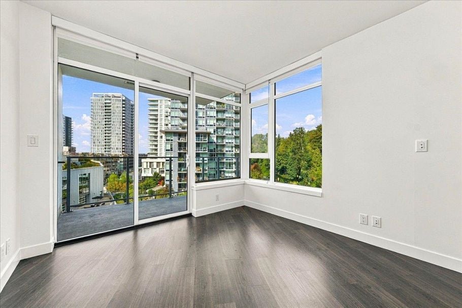 706 3557 Sawmill Crescent Vancouver, BC - 12