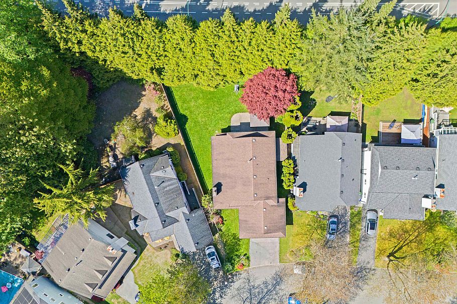 3336 Manning Crescent North Vancouver, BC - 39