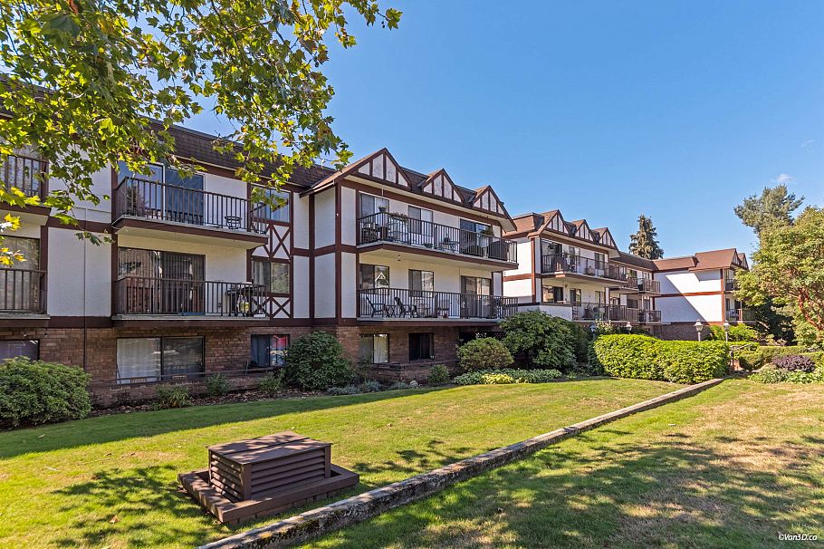 107 131 W 4th Street North Vancouver, BC - 27