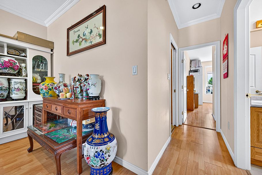 650 W 70th Avenue Vancouver, BC - 6