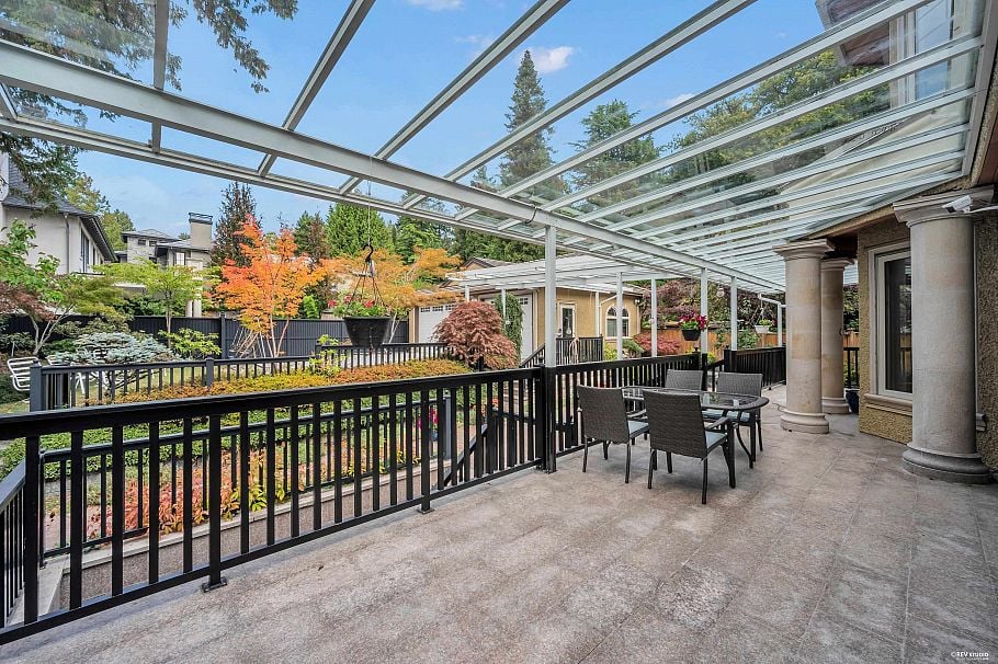 2769 W 49th Avenue Vancouver, BC - 34
