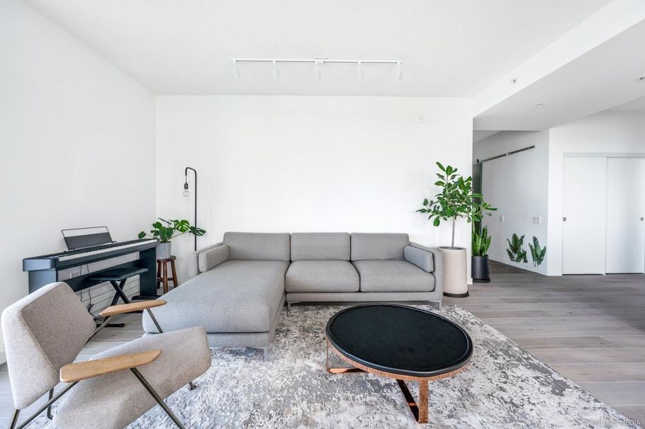 605 3198 Riverwalk Avenue Vancouver, BC - 2