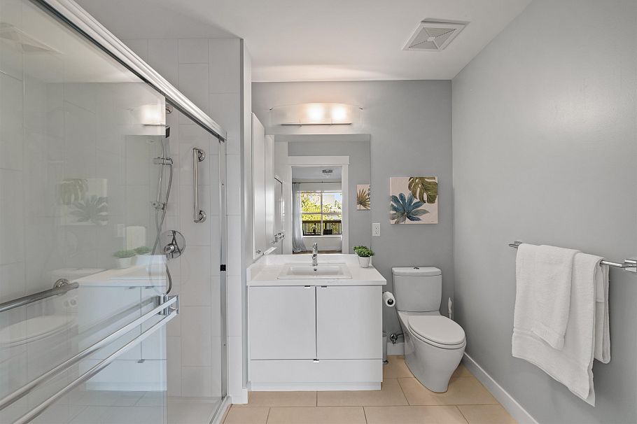 307 1468 St. Andrews Avenue North Vancouver, BC - 13