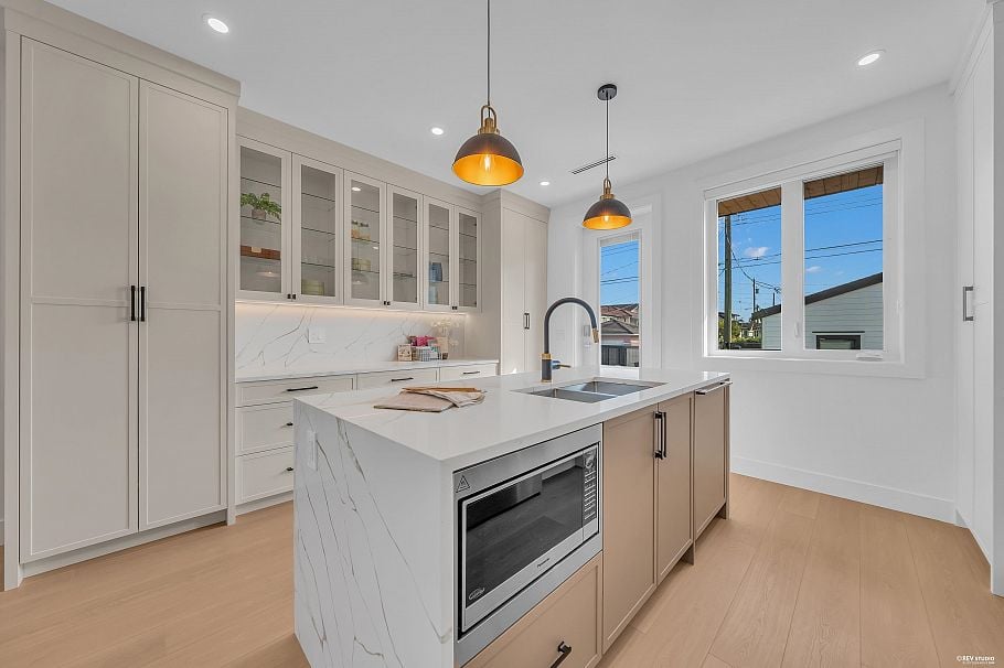 4328 Rupert Street Vancouver, BC - 12