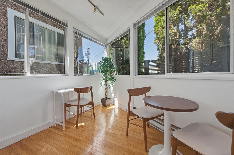1239 E 22nd Avenue Vancouver, BC - 5