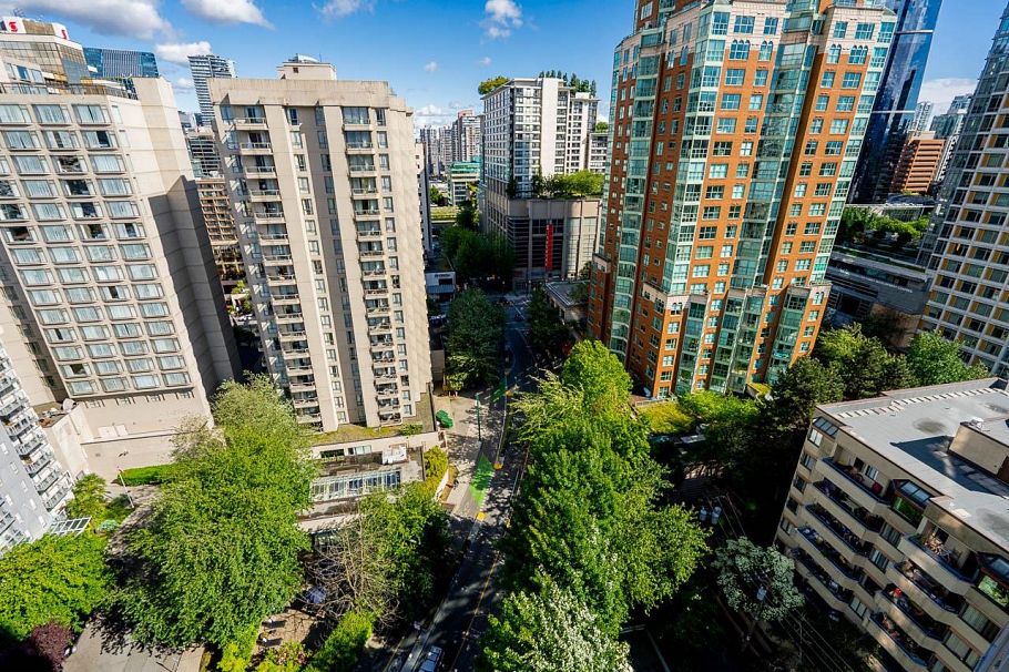 1505 1050 Smithe Street Vancouver, BC - 30
