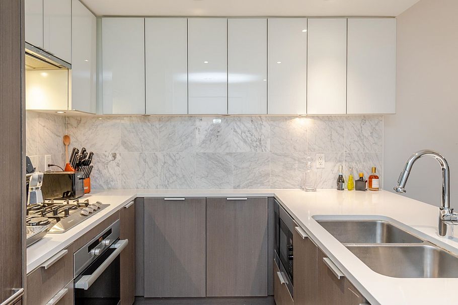 107 110 Switchmen Street Vancouver, BC - 14