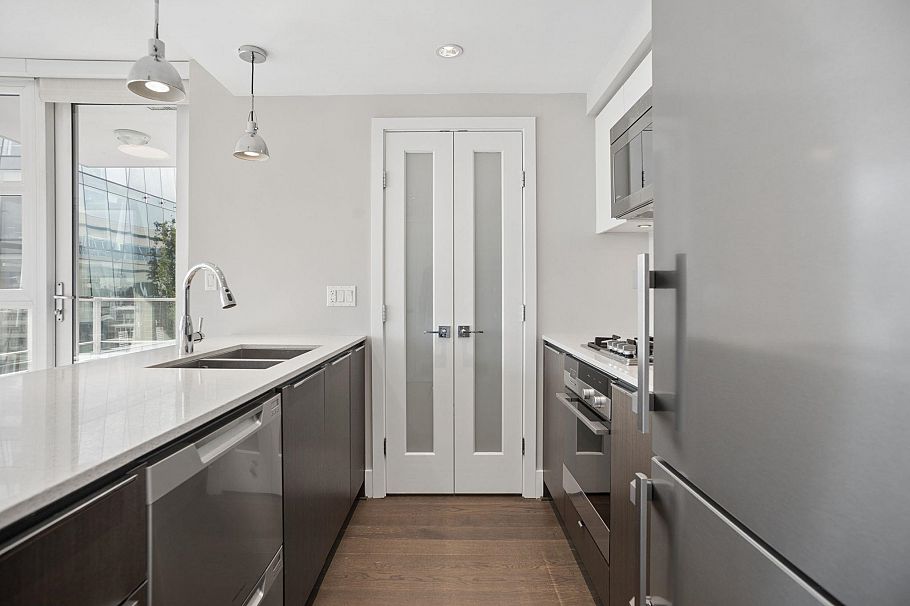 906 538 W 7th Avenue Vancouver, BC - 5