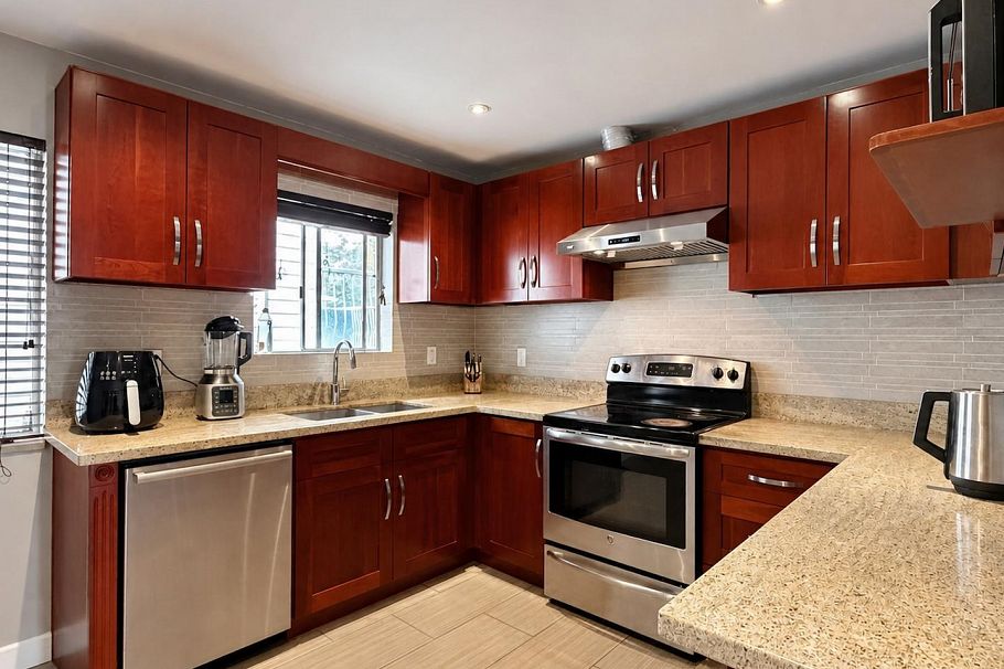 6175 Quebec Street Vancouver, BC - 11