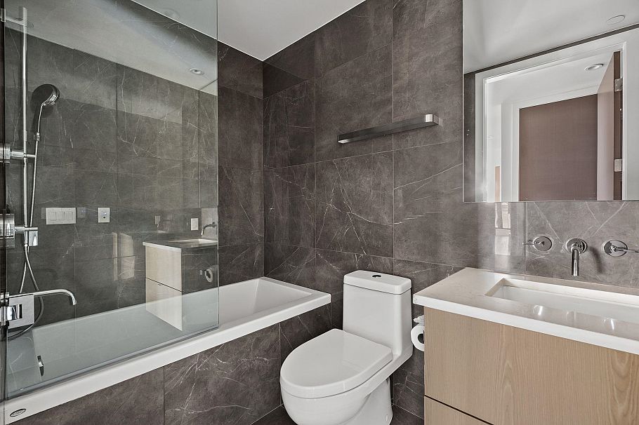 303 633 W King Edward Avenue Vancouver, BC - 16