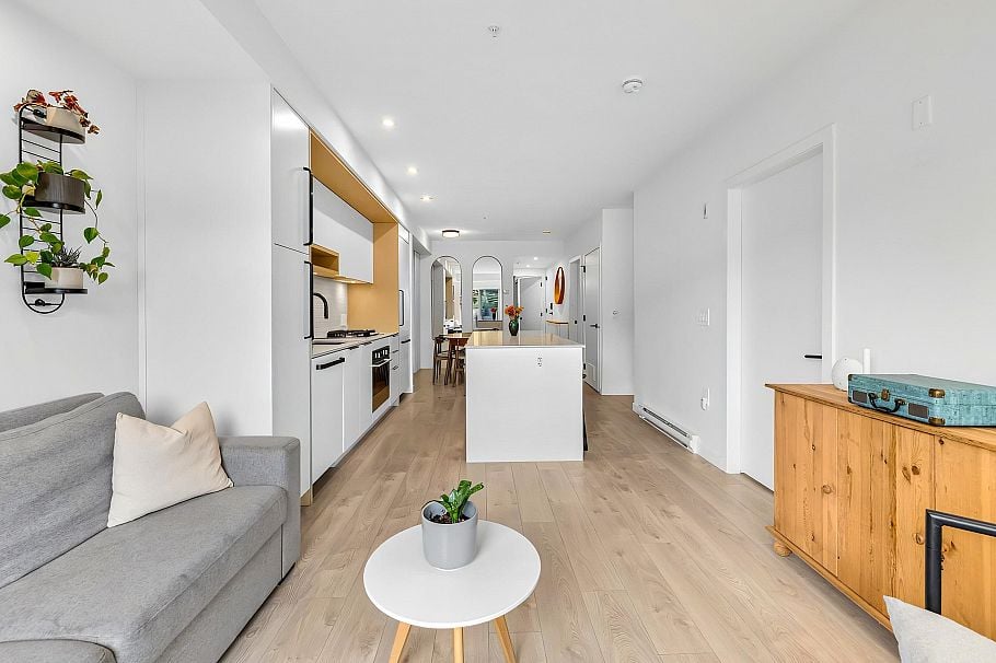 411 2520 Guelph Street Vancouver, BC - 13