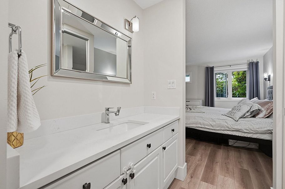 102 1538 Bowser Avenue North Vancouver, BC - 28