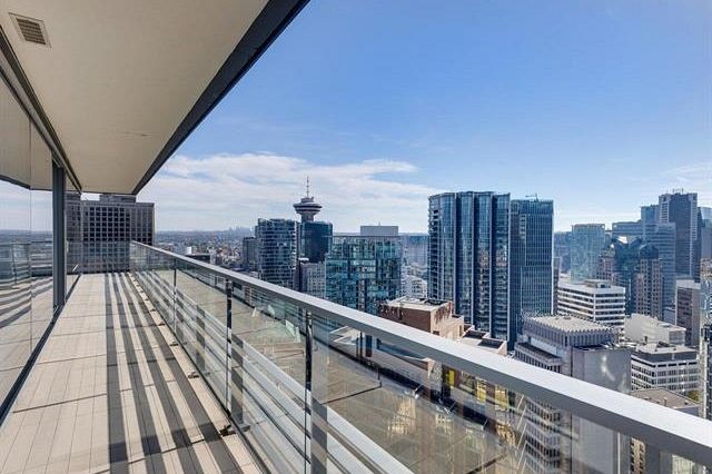 3603 1011 Cordova Street Vancouver, BC - 2