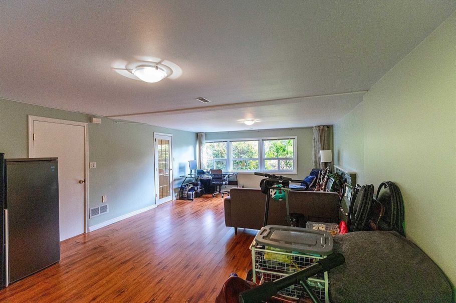 3063 Royal Avenue North Vancouver, BC - 11