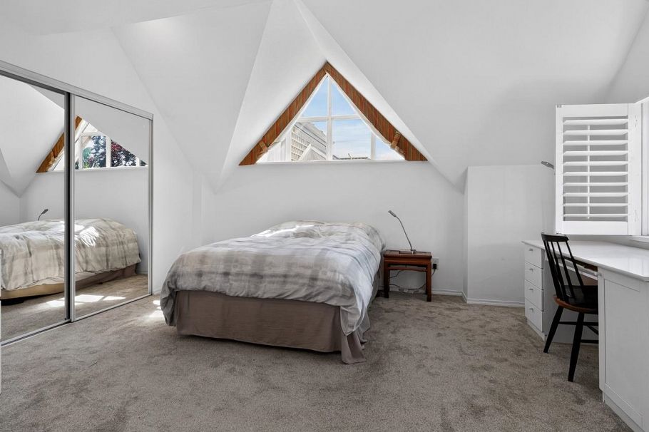 2175 W 3rd Avenue Vancouver, BC - 16