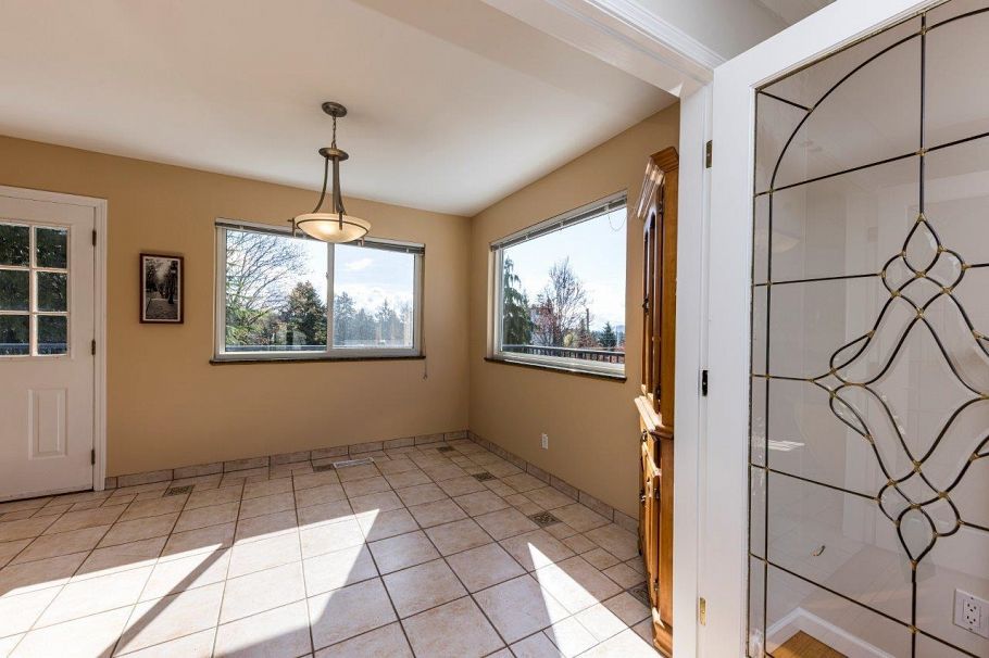 2094 Viewlynn Drive North Vancouver, BC - 21